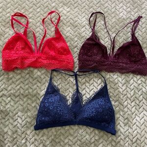Like new VS bralette bundle 🔥